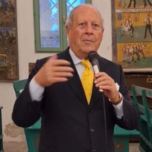 Giuseppe Giaconia Di Migaido durante una presentazione pubblica